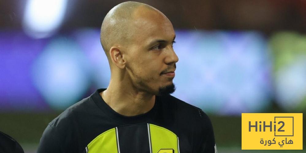 فابينيو يقترب من الرحيل إلى نادٍ عاصمي
