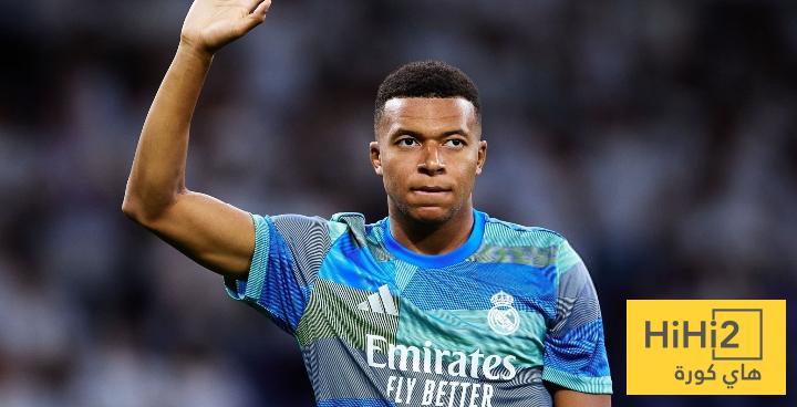 اخبار نيوز : ريال مدريد يصل ملعب سوسيداد قبل مواجهة الفريقين