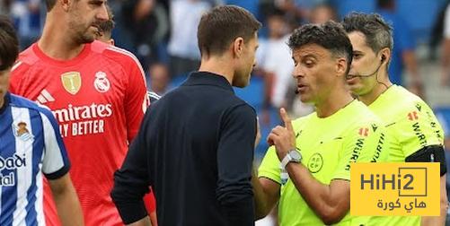 فيديو : تشابي يذهب للحكم بعد اللقاء ويحتج على بعض القرارات