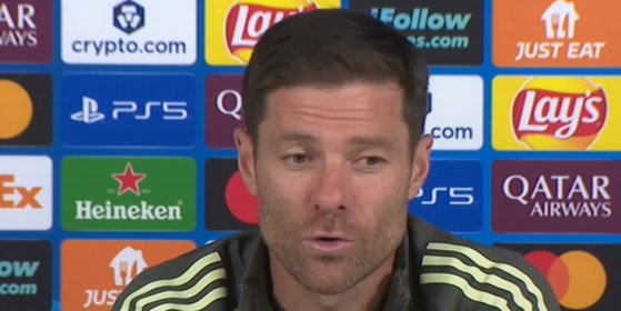 رد مفاجئ من ألونسو على سؤال بشأن التحكيم الاسباني