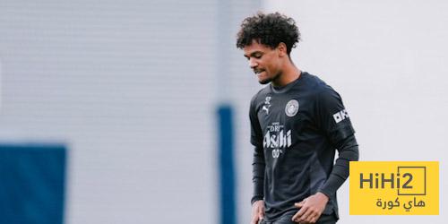 نتائج آخر 4 مباريات بين السيتي وهدرسفيلد