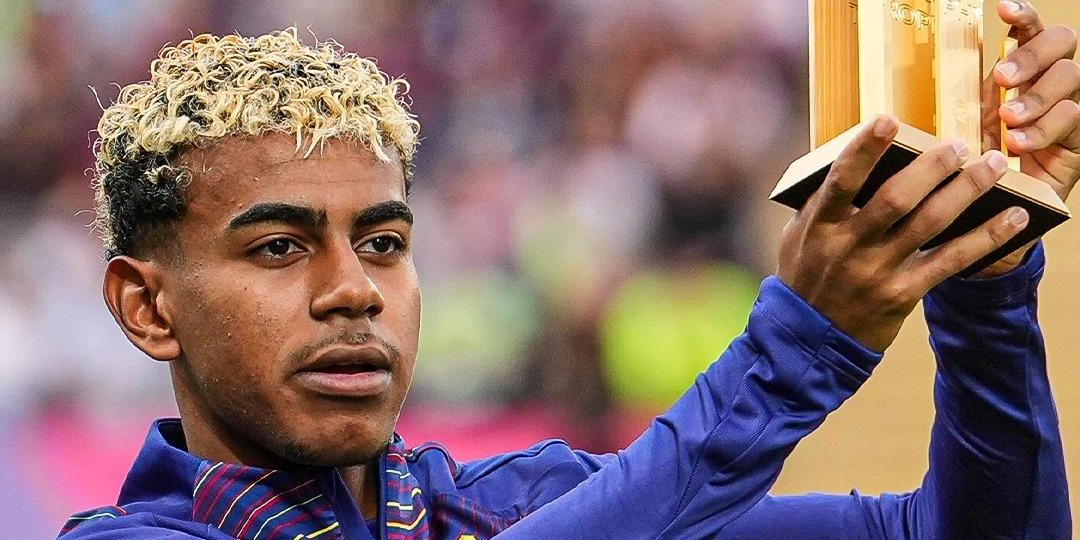 TBGA NEWS : شاهد لامين يامال يستعرض جائزة كوبا قبل مباراة سوسيداد