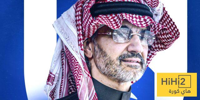 هدية تذكارية من الهلال لـ الوليد بن طلال