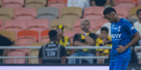 من هم نجوم مباراة الهلال والاتحاد ؟