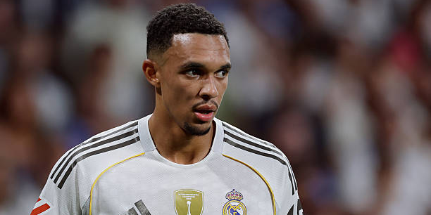 فرصة ذهبية أمام أرنولد