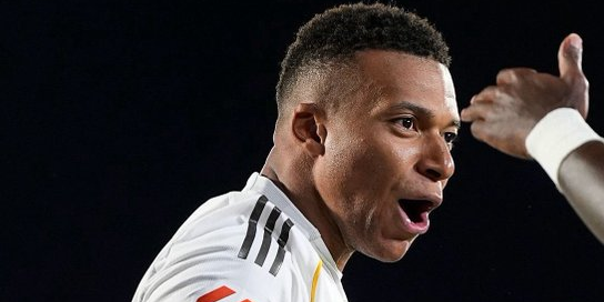 مبابي يسجل الهدف الاول في شباك فالنسيا