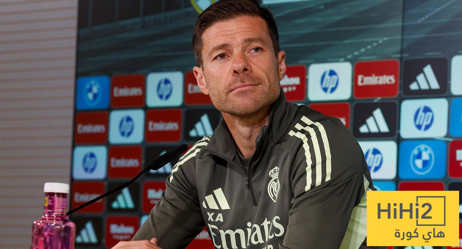 جماهير ليفربول تستعد لإحياء ذكريات تشابي بأهزوجة خاصة