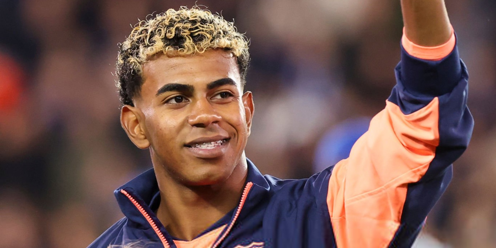 لامين يامال نجم وسط فوضى برشلونة