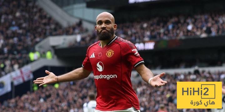 مبومو اللاعب الأفضل في مانشستر يونايتد هذا الموسم