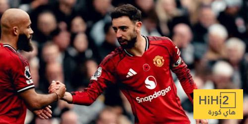 عين على برونو فيرنانديز في مباراة توتنهام