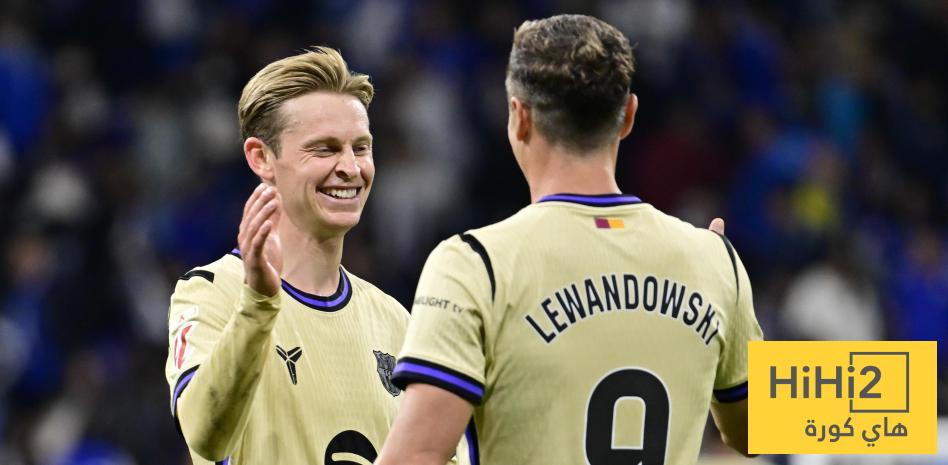 مواجهة نارية بين ليفاندوفسكي ودي يونغ  !