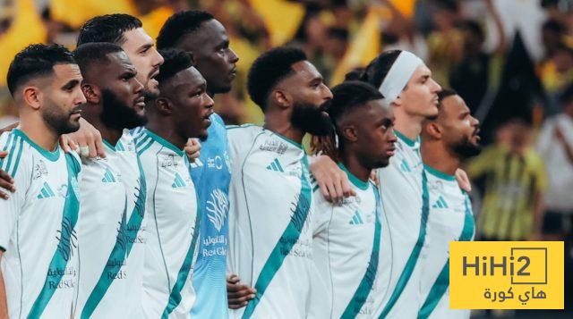 لاعب الأهلي يرفع جاهزيته بتدريب شخصي