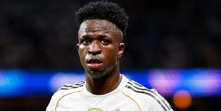 فينيسيوس يسعى لمعادلة كاكا في دوري أبطال أوروبا