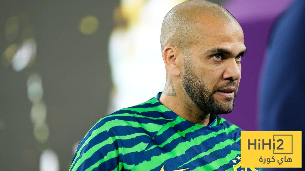 صور : اللاعب اتجنن رسمي …! داني الفيس من مغتصب إلى واعظ في كنيسة