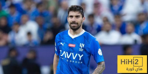 موقف نيفيز من تجديد عقده مع الهلال