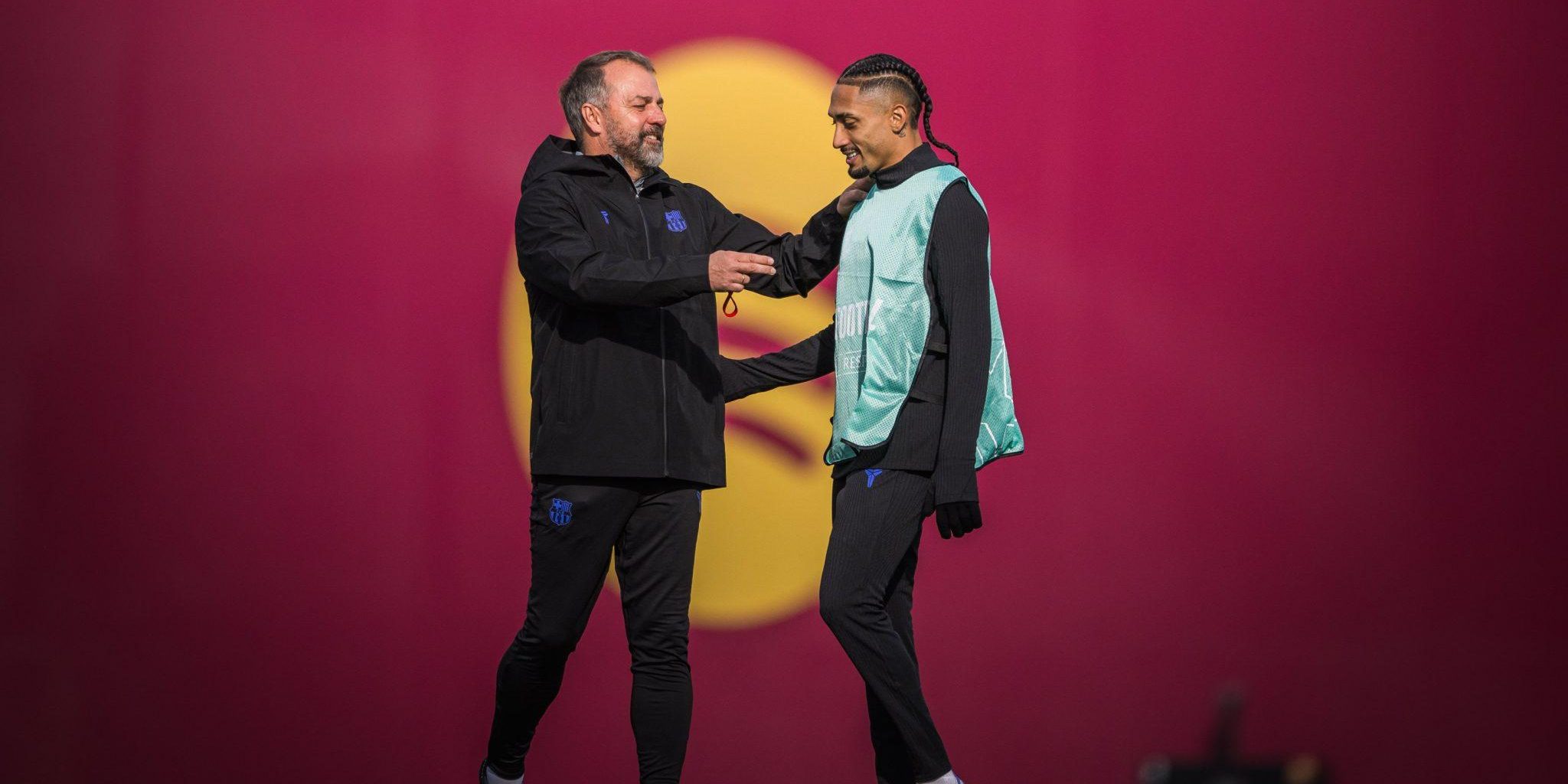 فليك يمدح رافينها