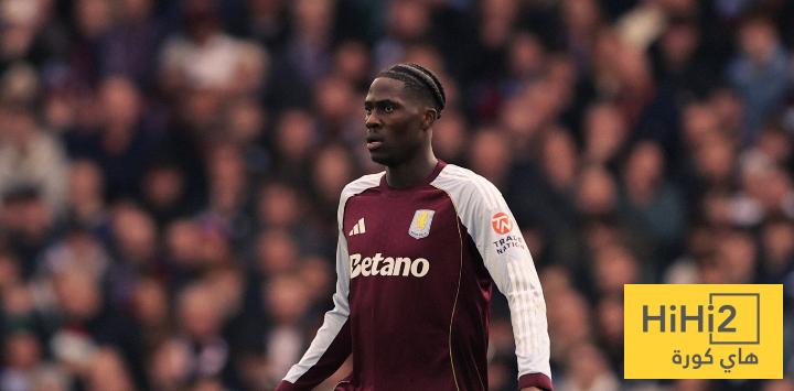 تقييم استون فيلا في الشوط الأول أمام أرسنال