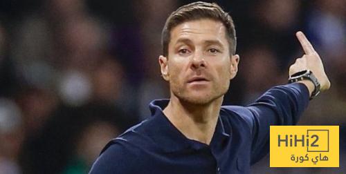 صور : الونسو غادر مباشرة دون ان يحيي الجماهير ولا اللاعبين