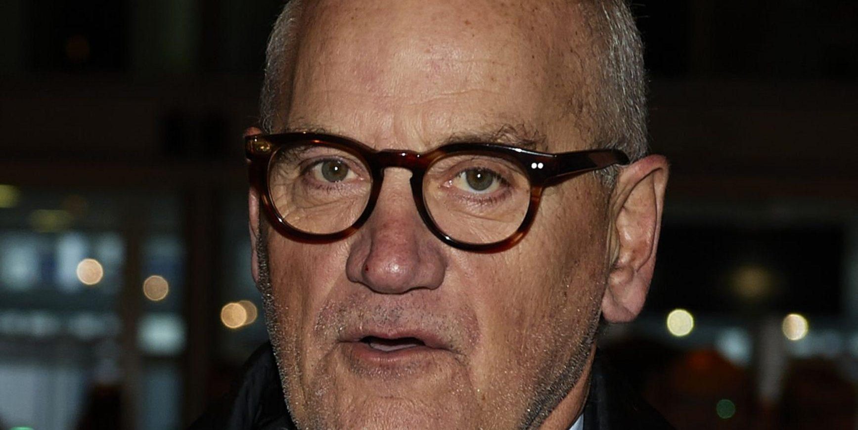 وفاة نائب رئيس برشلونة السابق