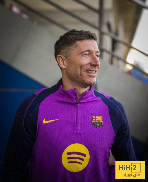 مستقبل ليفاندوفسكي بين يدي فليك 1