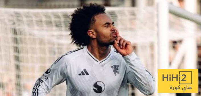 بعد اقترابه من روما.. ملخص ما قدمه زيركزي مع مانشستر يونايتد