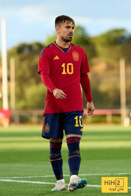 لاعب بيتيس السابق : عليك اللعب لبرشلونة او الريال لتكسب 2 لاعب بيتيس السابق : عليك اللعب لبرشلونة او الريال لتكسب 1