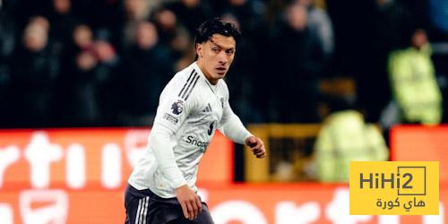 أرقام مارتينيز أمام بيرنلي