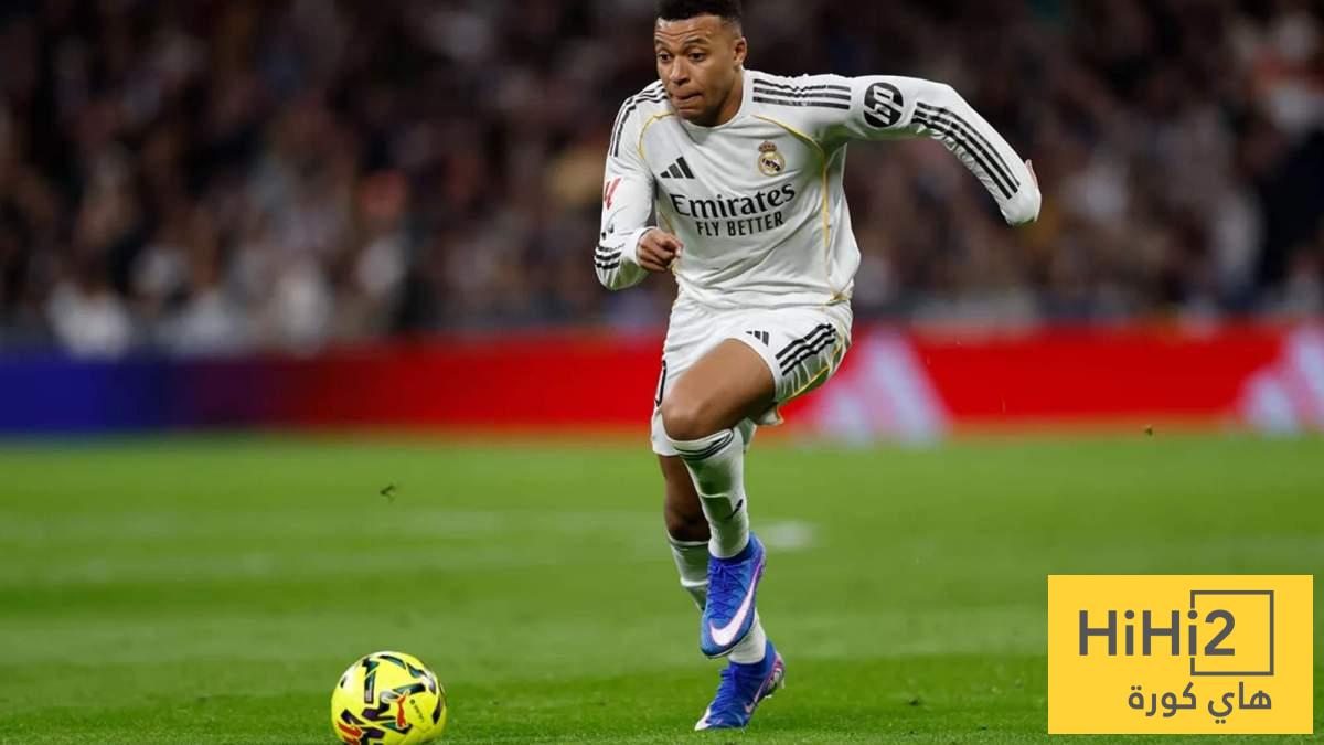 مبابي حاضر أمام برشلونة..!!