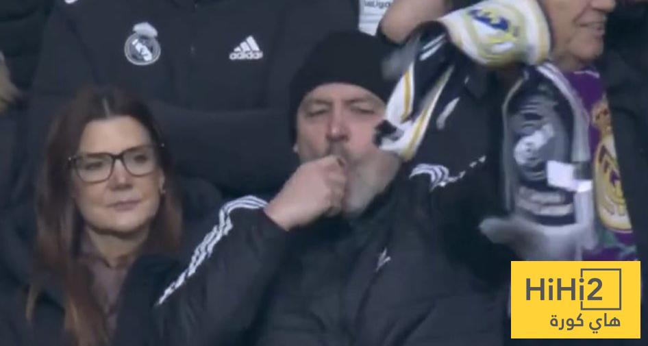 صور – جماهير ريال مدريد غير راضين عن فريقهم