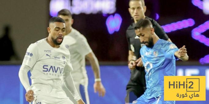 خبير تحكيمي يكشف الأخطاء الفادحة في لقاء الهلال ونيوم !