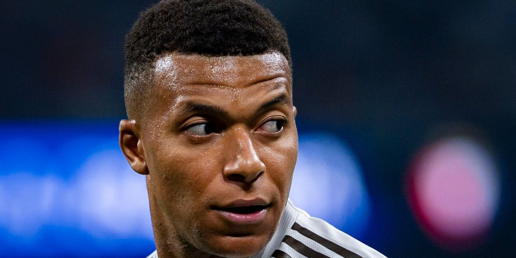 مبابي يفتتح التسجيل مبكرا امام موناكو