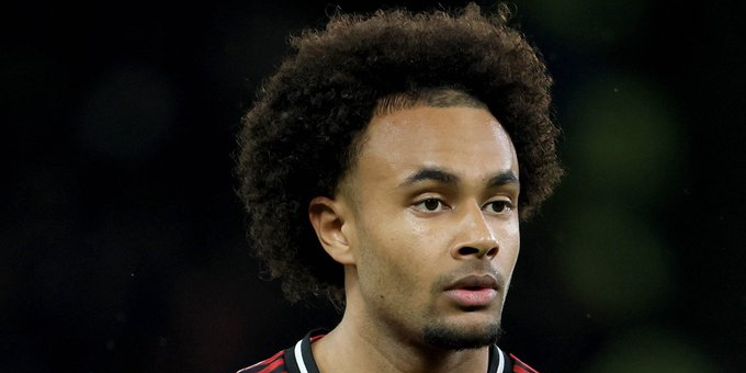 روما يستهدف ضم زيركزي من مانشستر يونايتد