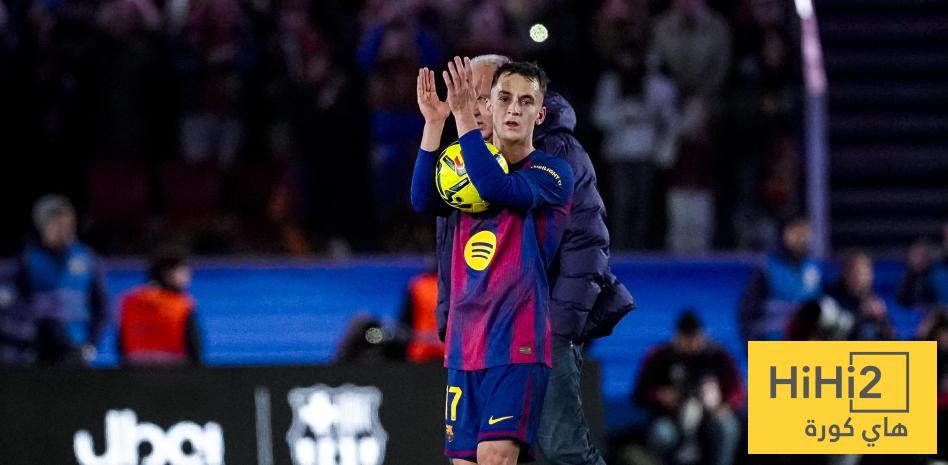 رغم تهميش فليك.. كاسادو يتمسك ببرشلونة