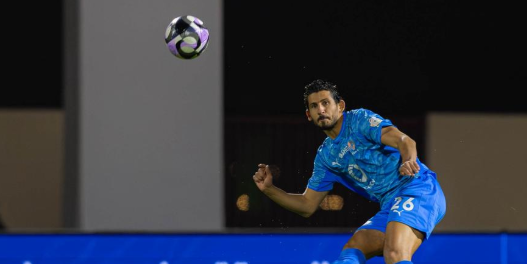 لاعبو نيوم يفرضون حضورهم أمام الأهلي لاعبو نيوم يفرضون حضورهم أمام الأهلي