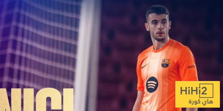 انطلاق الشوط الثاني من مباراة برشلونة و كوبنهاغن