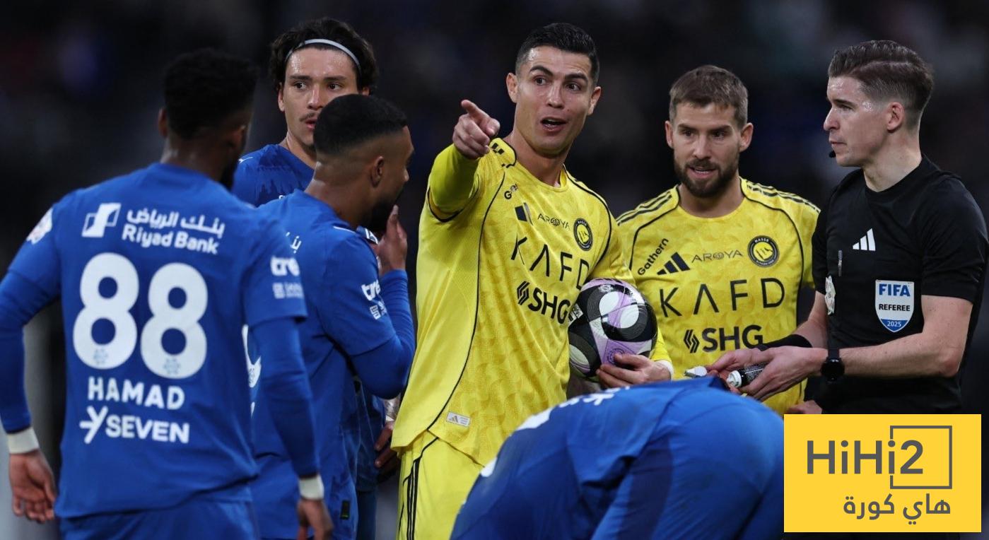 أسطورة النصر يفتح النار على حكم مباراة الهلال والقادسية !