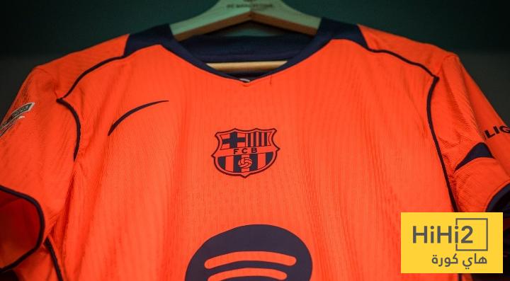 صور من غرف ملابس برشلونة قبل لقاء التشي