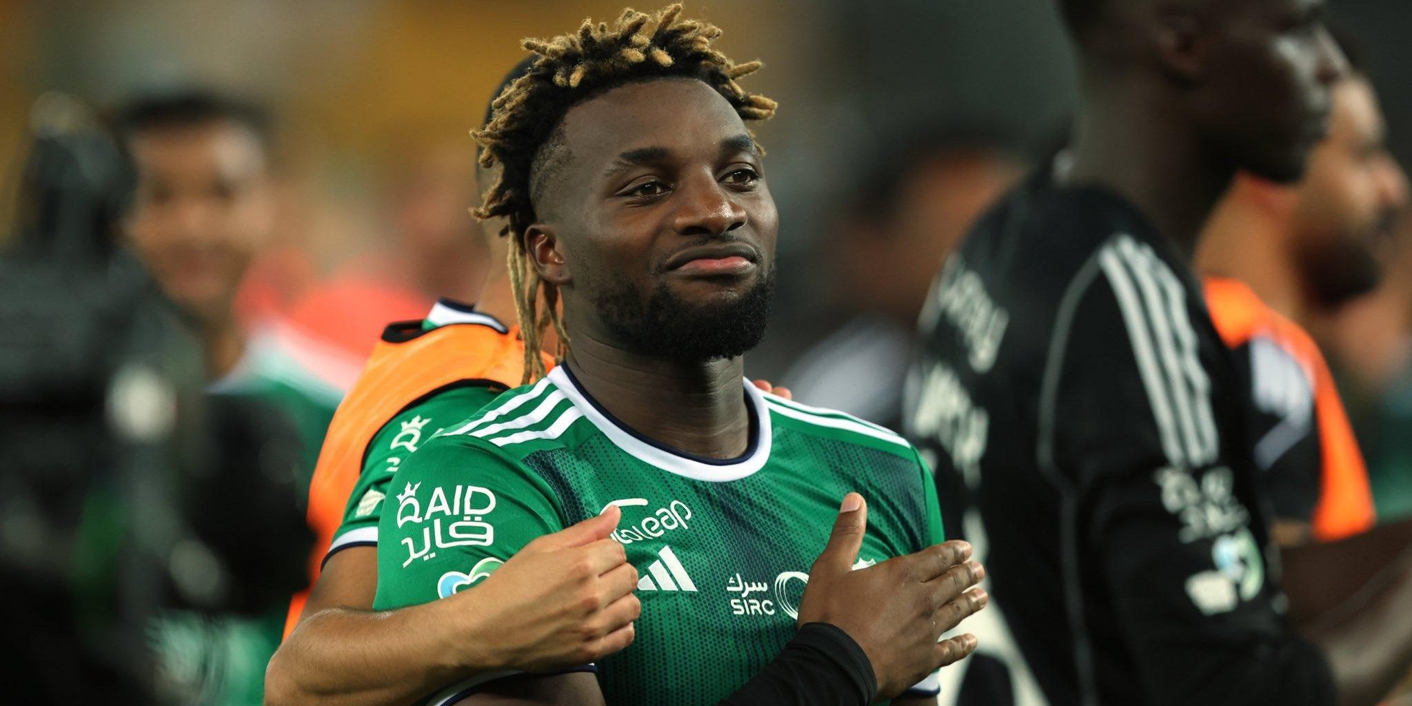 لاعب الأهلي السابق يرحل عن المكسيك بسبب العنصرية!