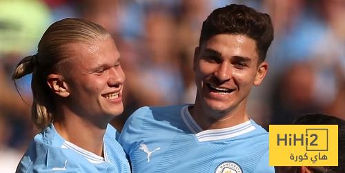 فيكتور فونت : التعاقد مع هالاند وألفاريز امرا ممكنا