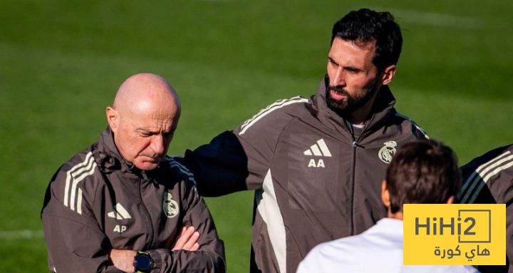 مخطط أربيلوا و بينتوس مع لاعبي ريال مدريد