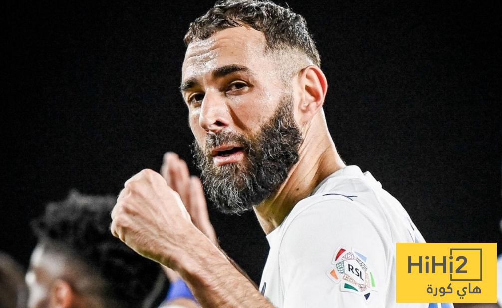 أول جائزة لـ بنزيما مع الهلال ! أول جائزة لـ بنزيما مع الهلال !