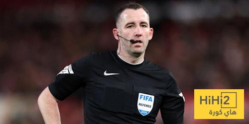 أرقام خاصة بحكم مباراة ليفربول وسندرلاند أرقام خاصة بحكم مباراة ليفربول وسندرلاند