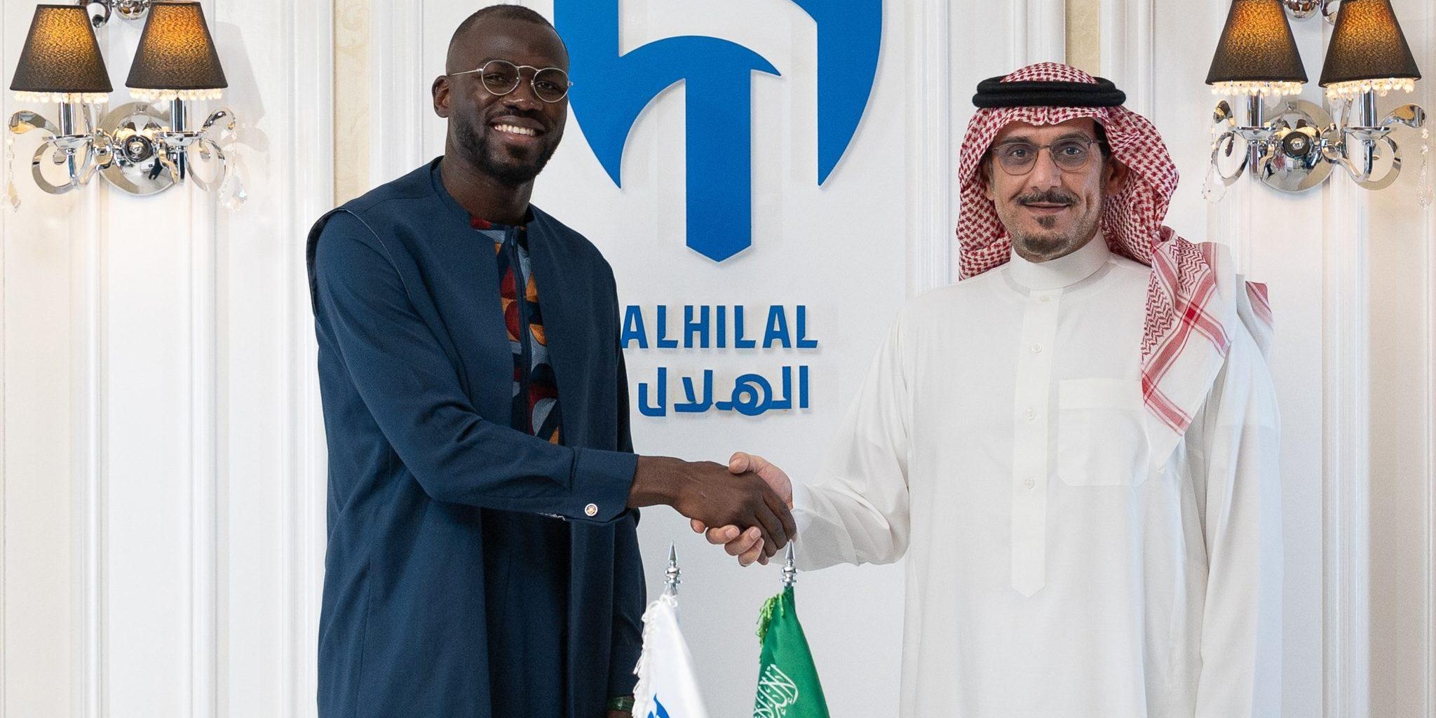 الهلال يعلن تجديد عقد كوليبالي