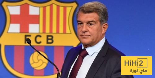 صورة ينشرها مرشح برشلونة الجديد تتهم لابورتا بتلطيخ النادي