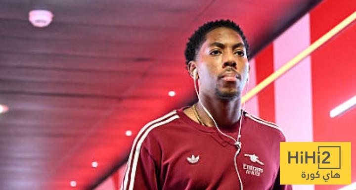 أرسنال يصل ملعبه قبل مواجهة ويغان