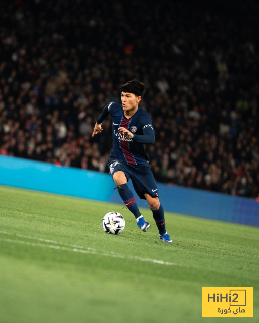 تقييم لاعبي باريس امام ميتز في الشوط الاول 2 تقييم لاعبي باريس امام ميتز في الشوط الاول 1