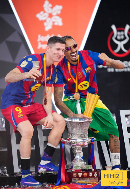 خط هجوم برشلونة ذهب ولم يعد ..! 1