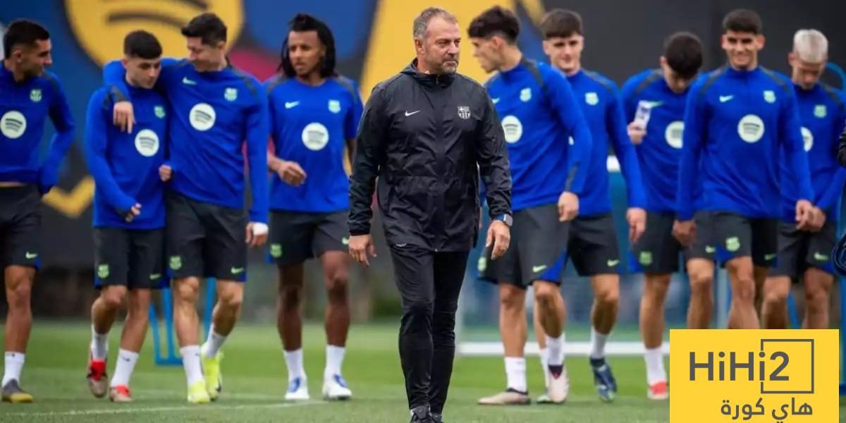 فليك ولاعبي برشلونة يدعمون لابورتا