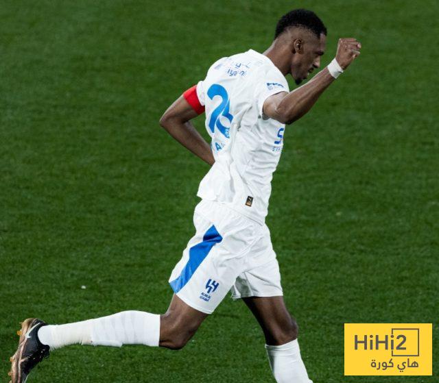 عين على كنو في مباراة الشباب 2 عين على كنو في مباراة الشباب 1