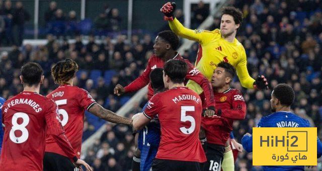 أفضل لاعب من مانشستر يونايتد في الشوط الأول أمام كريستال بالاس